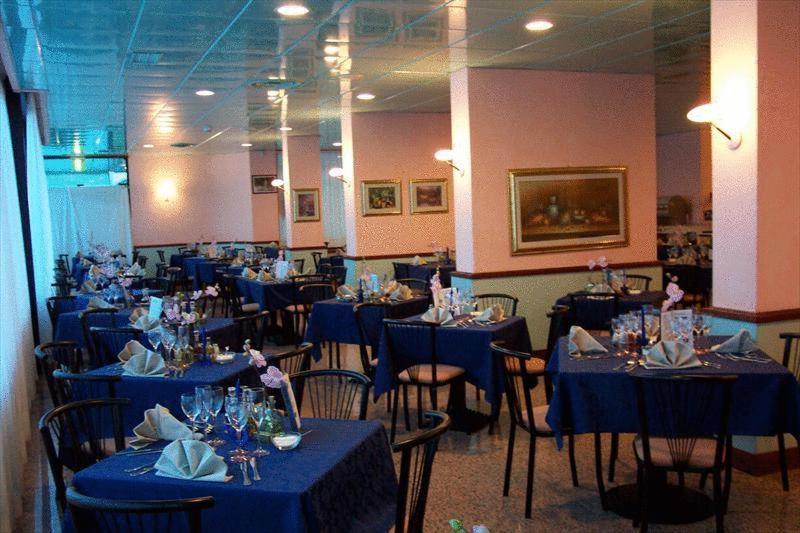 Hotel Mirage Лидо-ди-Классе Экстерьер фото