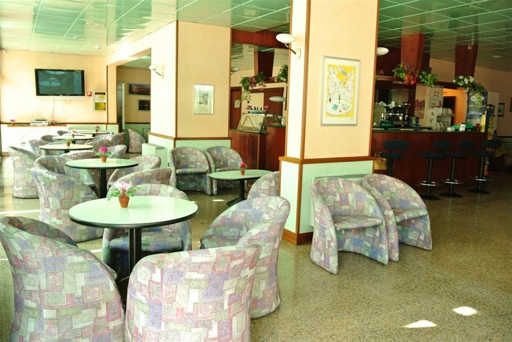 Hotel Mirage Лидо-ди-Классе Экстерьер фото